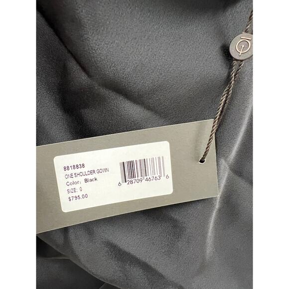 NWT Theia Rayna One Shoulder Gown size 0 - Picture 6 of 6